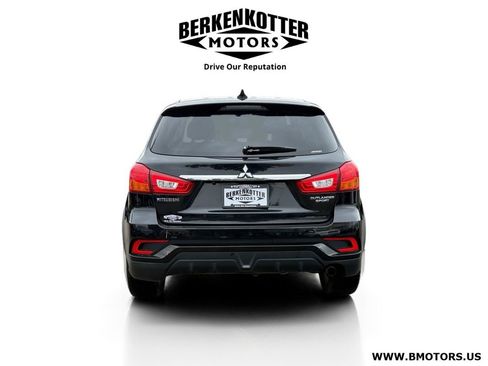 Used 2018 Mitsubishi Outlander Sport ES image 4