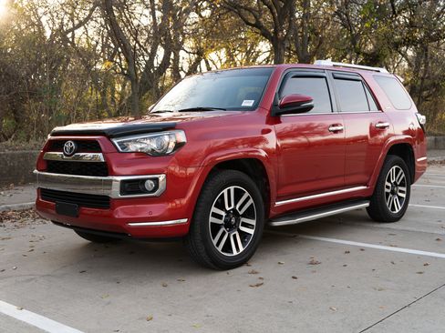 Used 2016 Toyota 4Runner Limited image 5