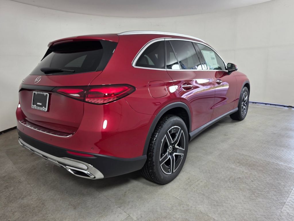 New 2027 Mercedes-Benz GLC 300 image 4
