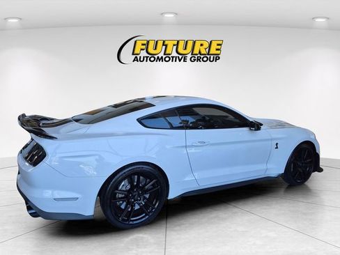 Used 2020 Ford Mustang Shelby GT500 w/ Technology Package image 11