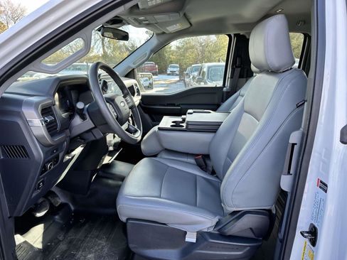 Used 2025 Ford F150 XL w/ Equipment Group 103A High image 12