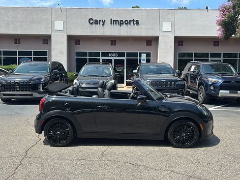 Used 2023 MINI Cooper S FWD image 4