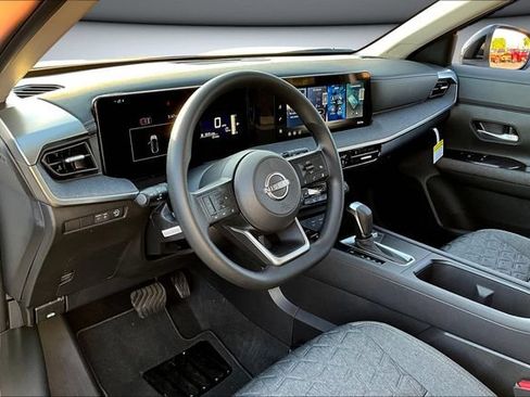 New 2026 Nissan Kicks SV FWD image 7