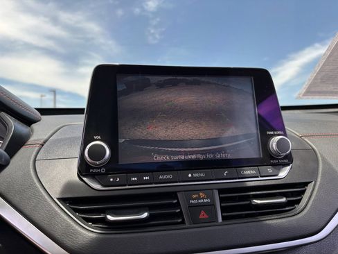 Certified 2021 Nissan Altima 2.5 SR FWD image 23