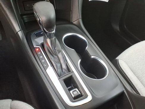 Certified 2022 Chevrolet Equinox LS w/ LS Convenience Package image 16