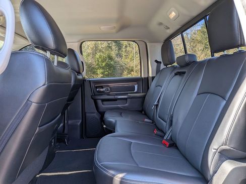 Used 2018 RAM 2500 Laramie w/ Sport Appearance Group image 29