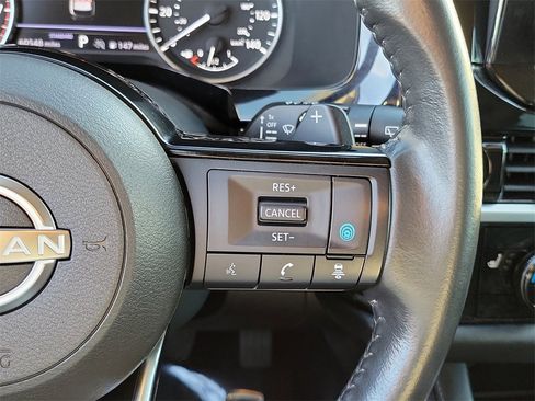 Certified 2022 Nissan Pathfinder SV image 6