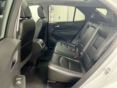 Used 2021 Chevrolet Equinox Premier FWD image 23