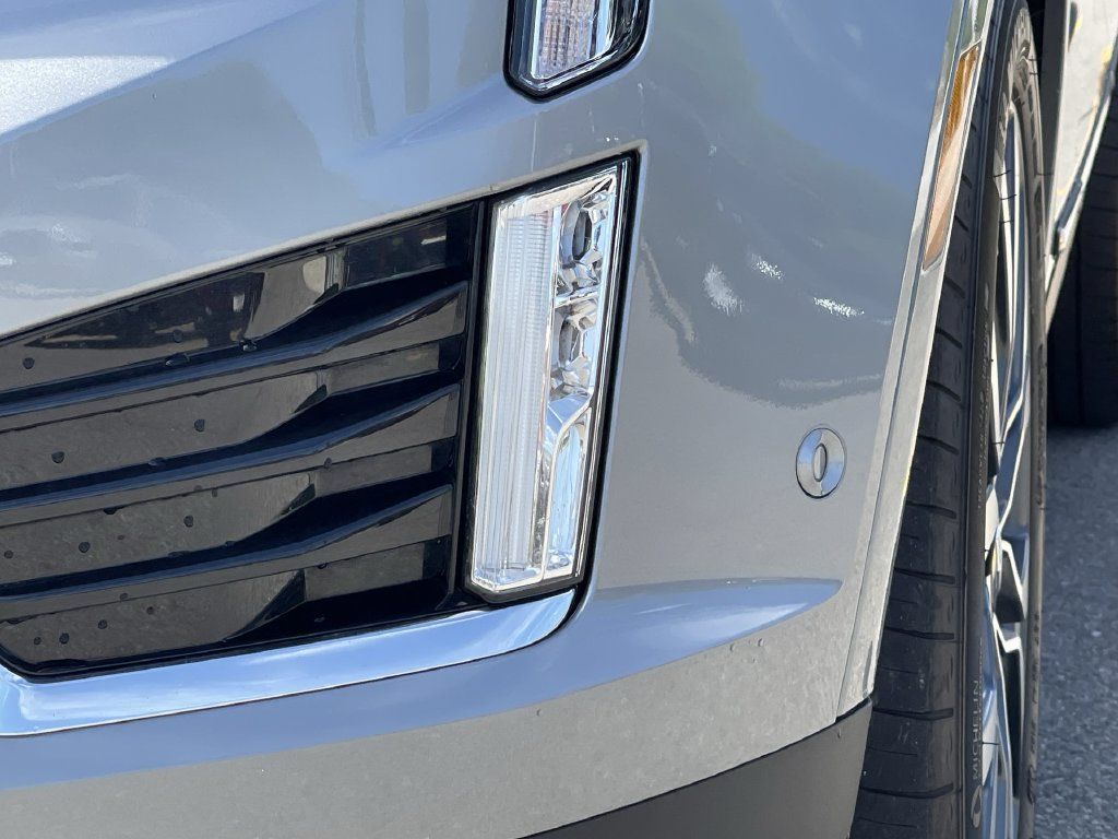 Used 2023 Cadillac XT5 Sportv w/ Technology Package AWD/4WD image 18
