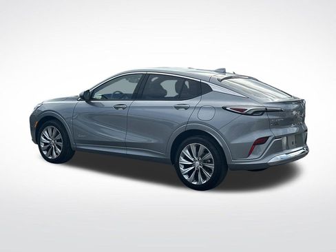 New 2026 Buick Envista Avenir image 5