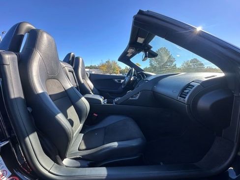 Used 2014 Jaguar F-TYPE S image 31