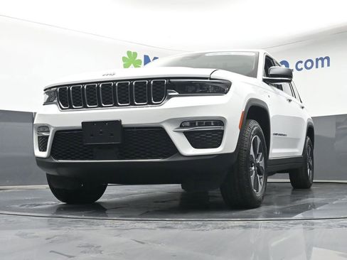Used 2022 Jeep Grand Cherokee Limited 4xe AWD/4WD image 7
