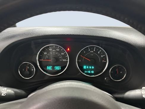 Used 2013 Jeep Wrangler Unlimited Sahara w/ Dual Top Group AWD/4WD image 14