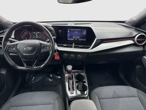 Used 2024 Chevrolet Trax RS w/ Driver Confidence Package FWD image 20