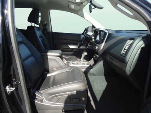 Used 2020 Chevrolet Colorado ZR2 image 29