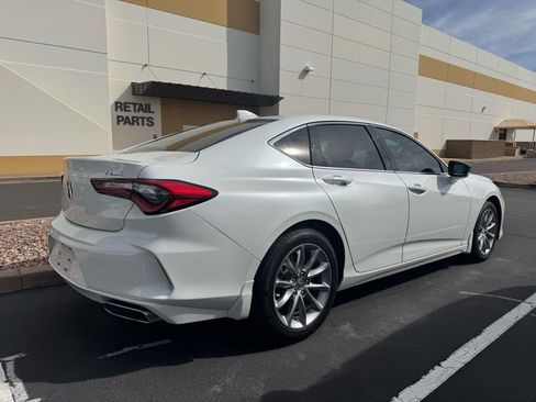 Used 2023 Acura TLX image 4