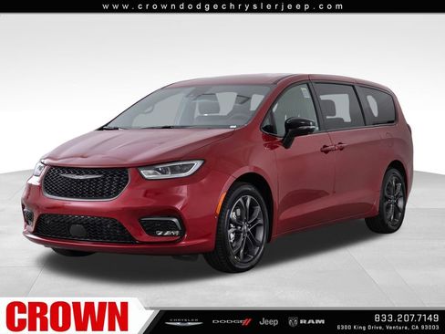 New 2026 Chrysler Pacifica Select image 3