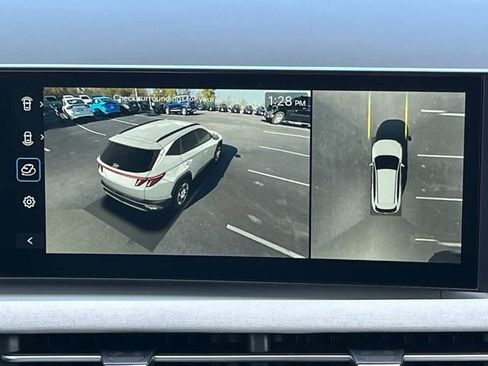 New 2026 Hyundai Tucson Limited FWD image 32