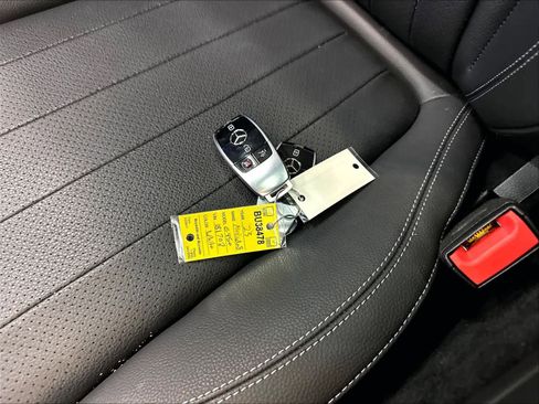 Used 2023 Mercedes-Benz E 450 4MATIC Sedan image 13