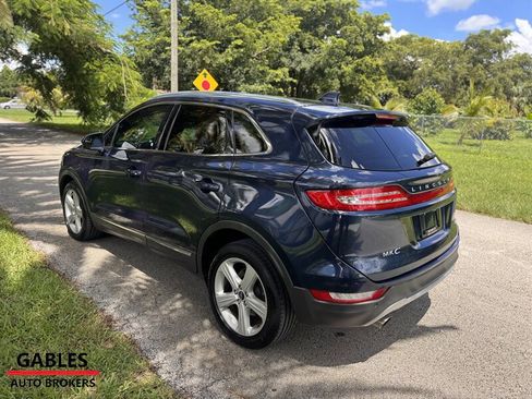 Used 2017 Lincoln MKC Premiere image 11
