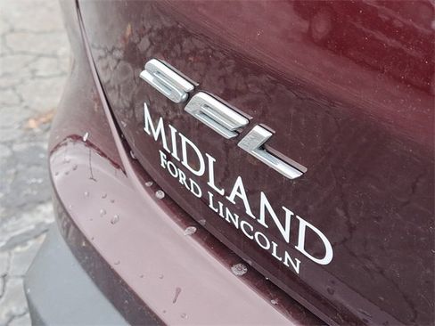 Certified 2022 Ford Edge SEL w/ Convenience Package image 7