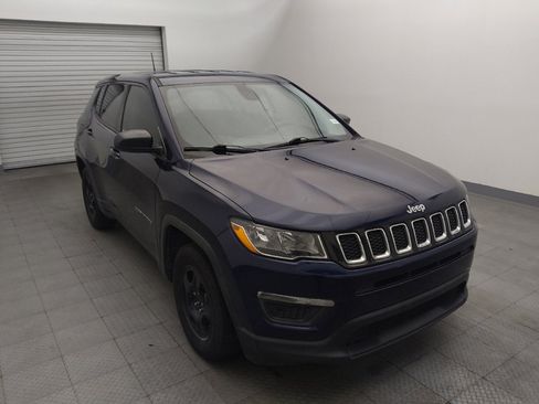 Used 2018 Jeep Compass Sport w/ Tech Group FWD image 13
