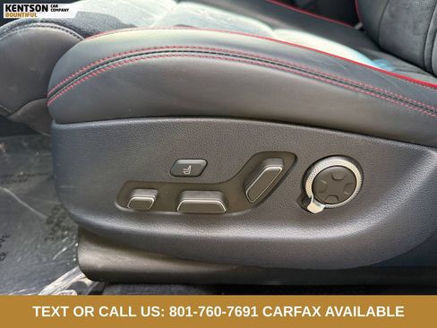 Used 2022 Genesis GV70 3.5T Sport w/ Sport Prestige Package AWD/4WD image 30