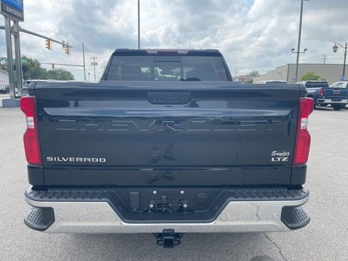 Used 2022 Chevrolet Silverado 1500 LTZ w/ LTZ Premium Package image 10