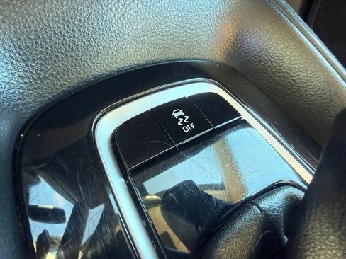 Used 2024 Toyota Corolla LE FWD image 21