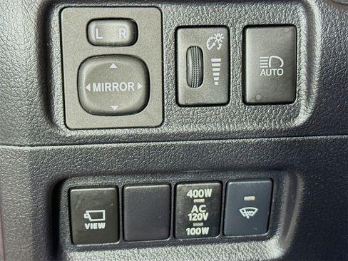 Used 2022 Toyota 4Runner Limited image 11