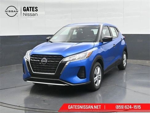 New 2025 Nissan Kicks Play S image 6