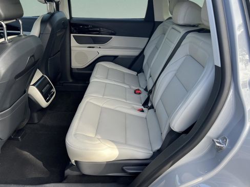 New 2026 Lincoln Nautilus Premier w/ Jet Appearance Package image 23