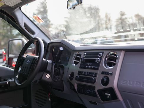 Used 2016 Ford F550 4x4 SuperCab Super Duty image 11