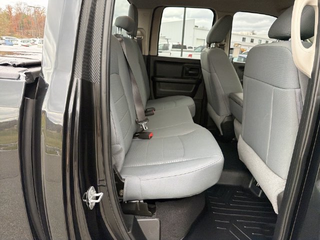 Used 2018 RAM 1500 Express w/ Express Value Package AWD/4WD image 28
