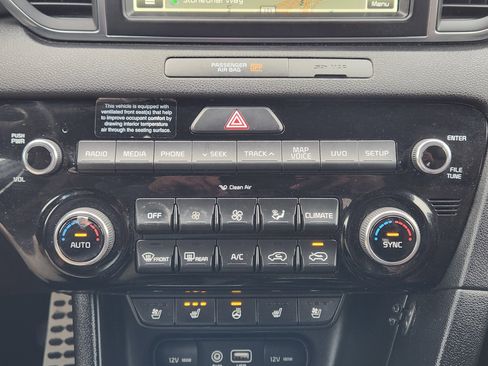 Used 2017 Kia Sportage SX image 19