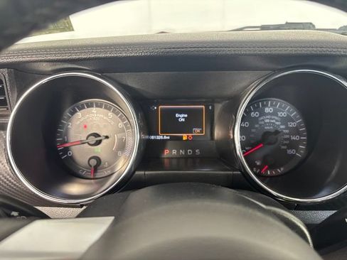 Used 2016 Ford Mustang Coupe w/ Equipment Group 051A RWD image 4