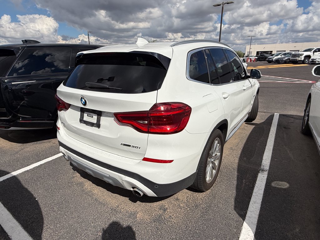 Used 2019 BMW X3 xDrive30i w/ Premium Package AWD/4WD image 4