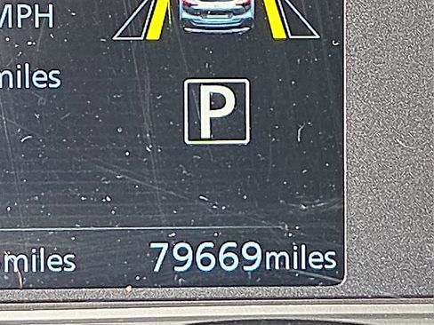 Used 2020 Nissan Kicks SR w/ Exterior Package FWD image 23