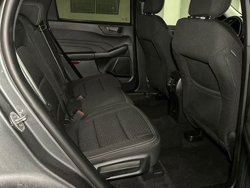 Used 2025 Ford Escape Active AWD/4WD image 9