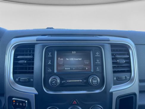 Used 2020 RAM 1500 Classic SLT RWD image 9