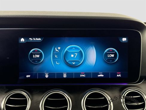 Used 2023 Mercedes-Benz E 350 4MATIC Sedan image 21