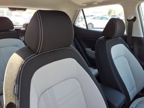 Used 2026 Hyundai Venue SEL image 20