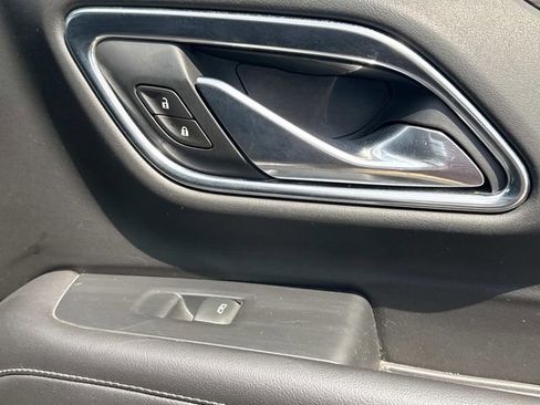 Used 2021 Chevrolet Suburban LS image 22