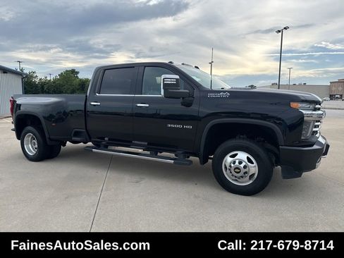 Used 2020 Chevrolet Silverado 3500 High Country image 33