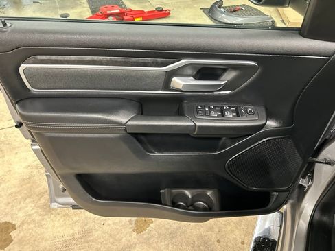 Used 2019 RAM 1500 Big Horn AWD/4WD image 15