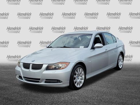 Used 2008 BMW 335xi Sedan AWD/4WD image 3