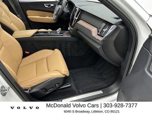 Certified 2023 Volvo XC60 B5 Ultimate w/ Climate Package AWD/4WD image 25