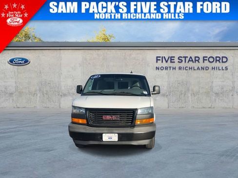 Used 2023 GMC Savana 2500 Extended w/ Driver Convenience Package image 3
