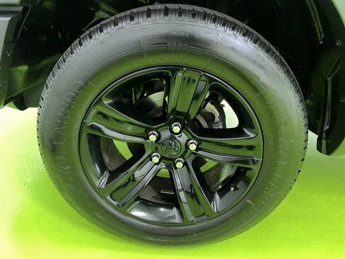 Used 2024 RAM 1500 Warlock AWD/4WD image 15