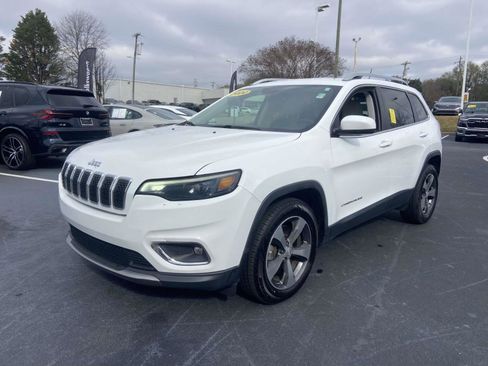 Used 2020 Jeep Cherokee Limited image 3